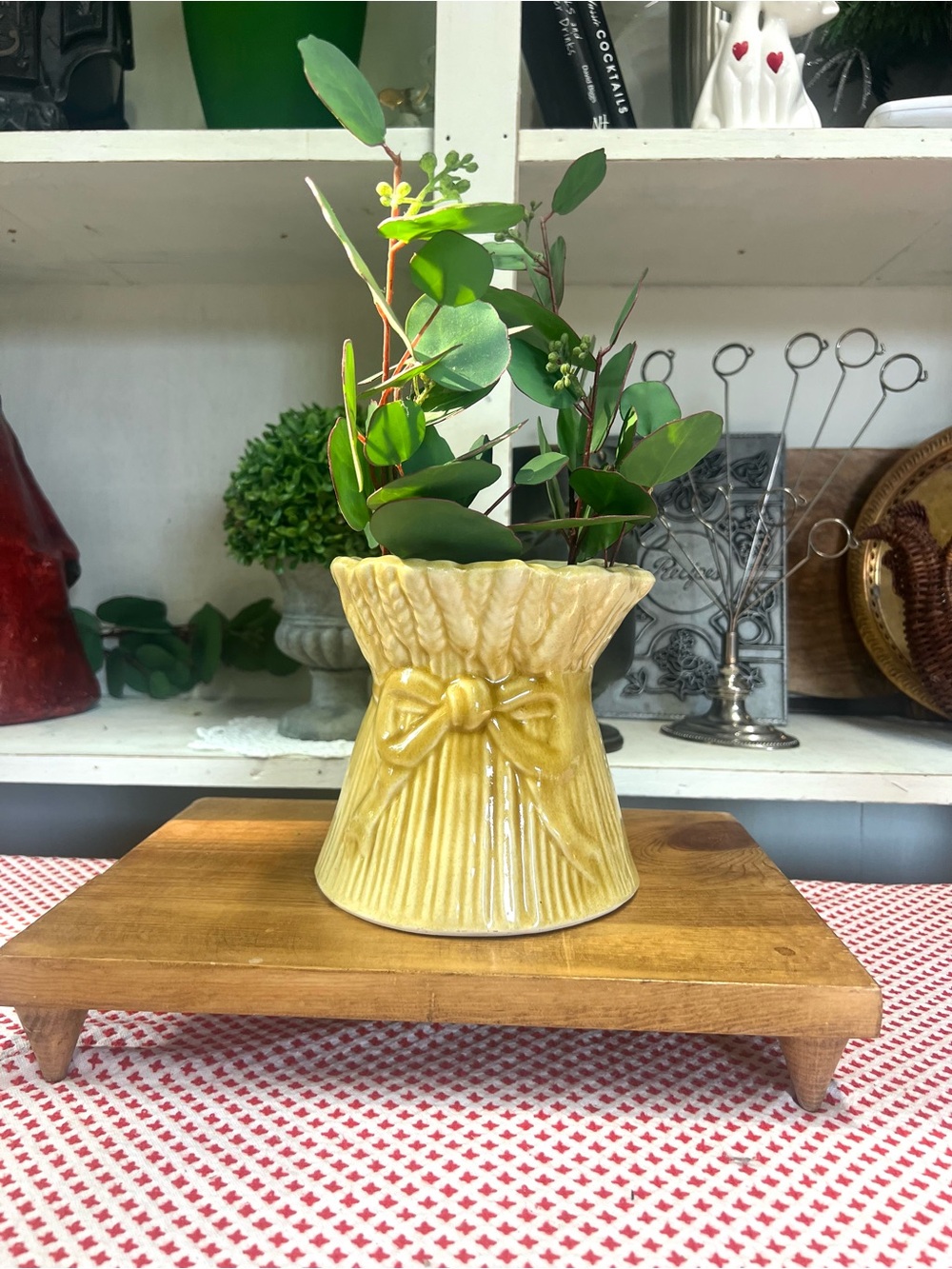 Vintage house of Webster wheat vase decor farmhouse grandma core